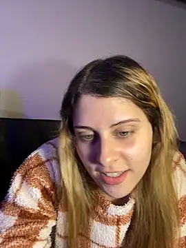 Snapshot of FlorBich chatting on 09/21/25, 07:32 FlorBich online show from 09/21/25, 07:32