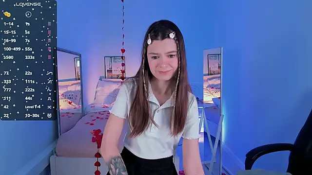 Lil Amelie online show from 02/10/25, 01:44