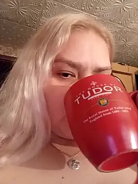 Minna Jeannie online show from 09/18/25, 02:35