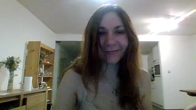 JasmineGlamour online show from 03/18/26, 11:41