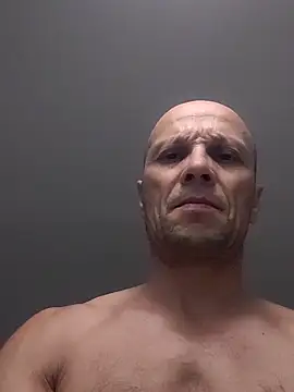 Snapshot of wedge75 chatting on 11/10/25, 05:56 wedge75 online show from 11/10/25, 05:56