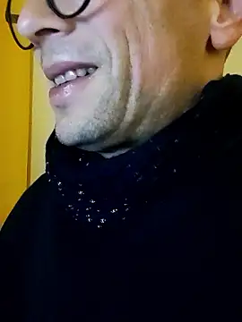 Snapshot of wedge75 chatting on 01/11/26, 06:46 wedge75 online show from 01/11/26, 06:46