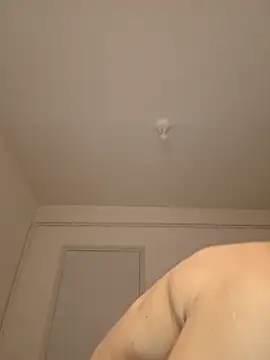 Snapshot of wedge75 chatting on 02/09/26, 06:12 wedge75 online show from 02/09/26, 06:12