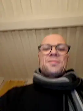 Snapshot of wedge75 chatting on 02/14/26, 06:26 wedge75 online show from 02/14/26, 06:26