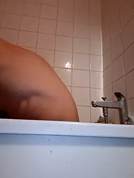 Snapshot of wedge75 chatting on 02/23/26, 05:54 wedge75 online show from 02/23/26, 05:54