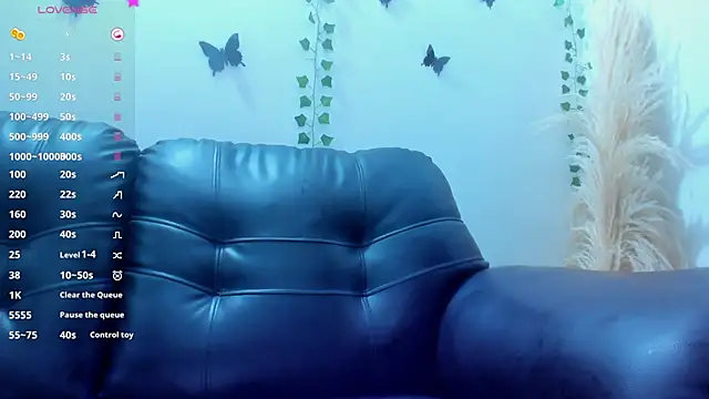 Amani Bakir online show from 10/16/25, 11:44