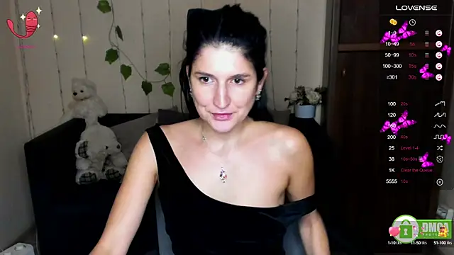 Alianna Solo Kisses online show from 02/07/25, 03:30