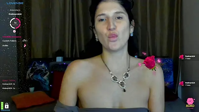 Alianna Solo Kisses online show from 02/10/25, 03:32