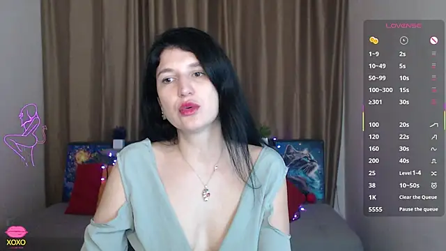Alianna Solo Kisses online show from 03/16/25, 12:00