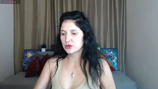 Alianna Solo Kisses online show from 03/18/25, 12:25