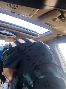 Snapshot of Stickybros2u chatting on 12/01/24, 07:25 Stickybros2u online show from 12/01/24, 07:25