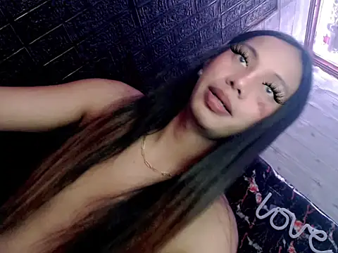 whiteladyboy online show from 10/30/25, 01:34