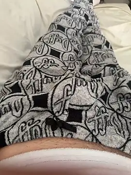 Snapshot of Xesco22 chatting on 04/16/26, 11:11 Xesco22 online show from 04/16/26, 11:11