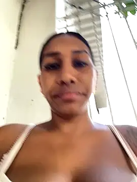 Snapshot of Kristel_lee chatting on 11/30/25, 01:04 Kristel lee online show from 11/30/25, 01:04