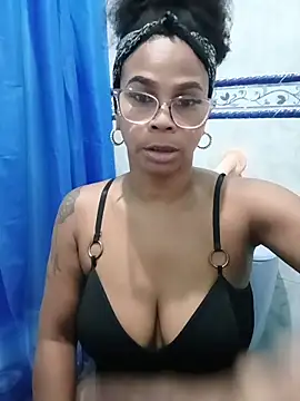 Melanie candy  online show from 04/06/26, 02:42