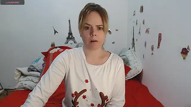 Snapshot of hotmilf4uxxx chatting on 01/18/26, 11:36 hotmilf4uxxx online show from 01/18/26, 11:36