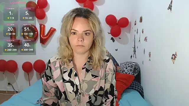 hotmilf4uxxx online show from 04/20/26, 07:44