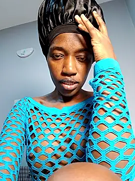 Snapshot of kinkybeby chatting on 11/01/25, 07:32 kinkybeby online show from 11/01/25, 07:32