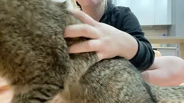 Embersweetbunny online show from 10/02/25, 04:36