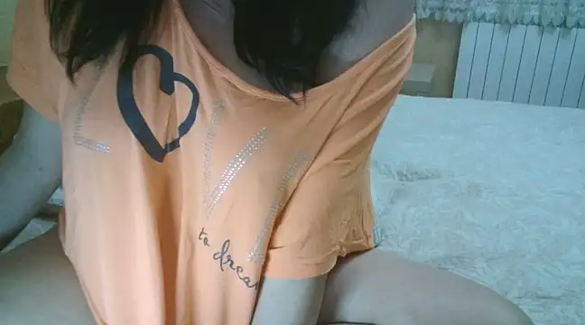 Hornymom42 online show from 03/19/25, 07:27