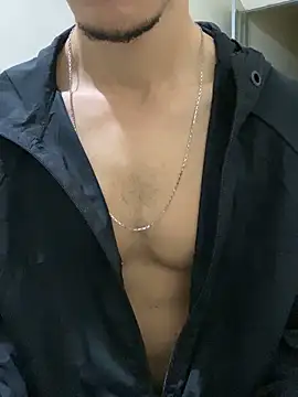 Snapshot of Hsavio chatting on 03/03/25, 04:47 Hsavio online show from 03/03/25, 04:47