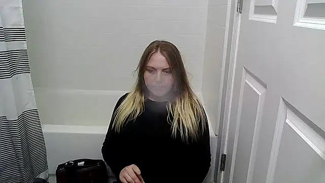 PhatAssBlond online show from 12/21/24, 01:04