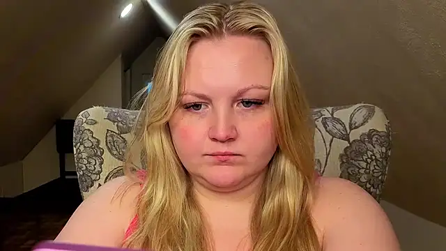 PhatAssBlond online show from 05/18/26, 10:37