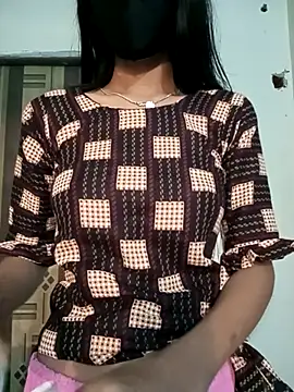 Raya-Moni online show from 11/14/25, 01:54