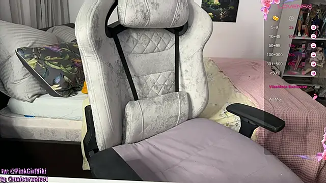 Snapshot of unicornsfeet chatting on 03/20/25, 04:09 unicornsfeet online show from 03/20/25, 04:09