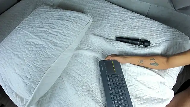 yayi derek online show from 02/25/25, 02:44