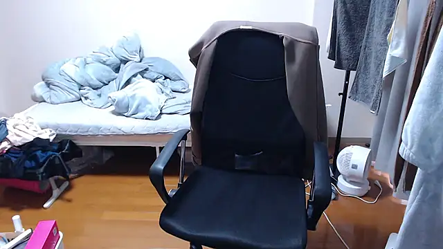 izumi  123 online show from 03/17/26, 12:59