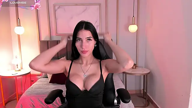 Christina Johns online show from 11/13/25, 10:08