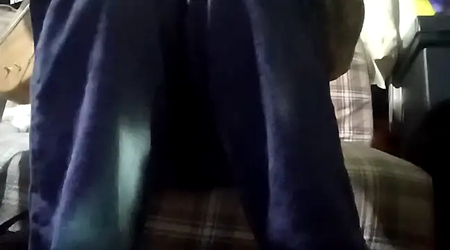 2Hot2gether69 online show from 02/05/25, 12:20