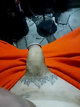 2Hot2gether69 online show from 03/05/25, 09:16