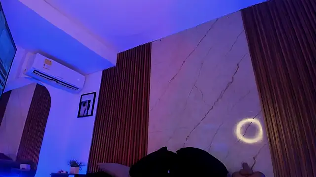 Snapshot of Emiilycollins chatting on 10/14/25, 11:27 Emiilycollins online show from 10/14/25, 11:27