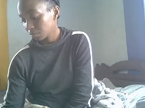 ElianeHot online show from 07/12/26, 06:48