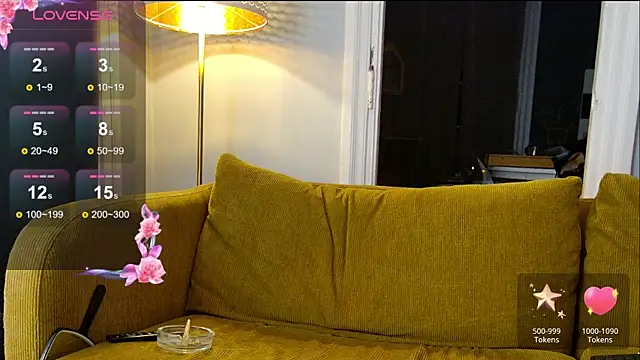 Snapshot of Azurea69 chatting on 03/01/25, 01:22 Azurea69 online show from 03/01/25, 01:22