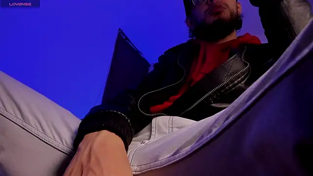 s sven03 online show from 02/10/26, 02:48