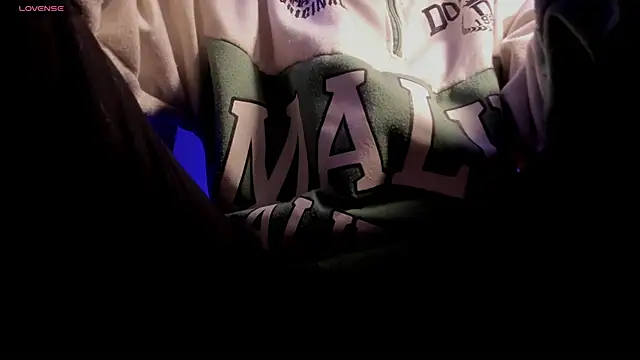 s sven03 online show from 03/19/26, 01:53