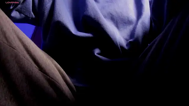 s sven03 online show from 03/26/26, 02:33