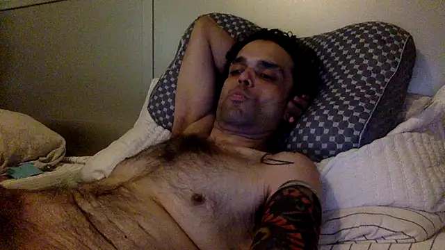 Snapshot of GForceSavage chatting on 09/08/25, 04:17 GForceSavage online show from 09/08/25, 04:17