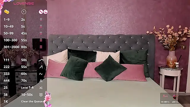 CarlaReysX online show from 01/28/25, 07:22