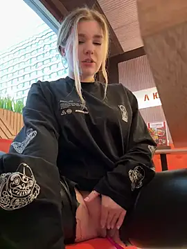 PumaShyXD online show from 01/28/25, 10:23