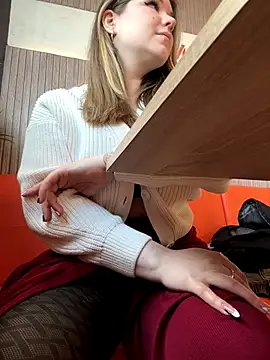 PumaShyXD online show from 10/02/25, 10:44