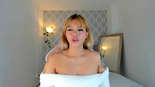 Adria ross online show from 01/17/25, 12:21