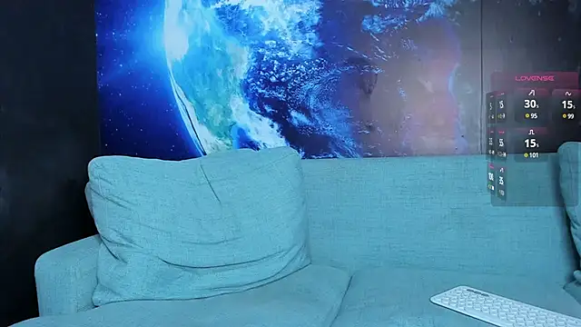 delessandro world online show from 03/23/25, 03:21