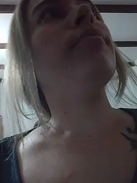 Amelia1  online show from 06/12/26, 02:43