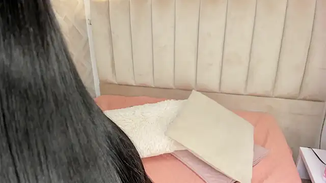 Anniie Queen online show from 03/26/26, 02:50