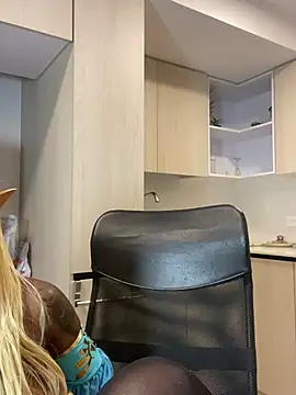 kary bunny3 online show from 01/19/26, 03:54