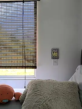 VeronicaTonu online show from 01/25/25, 03:41